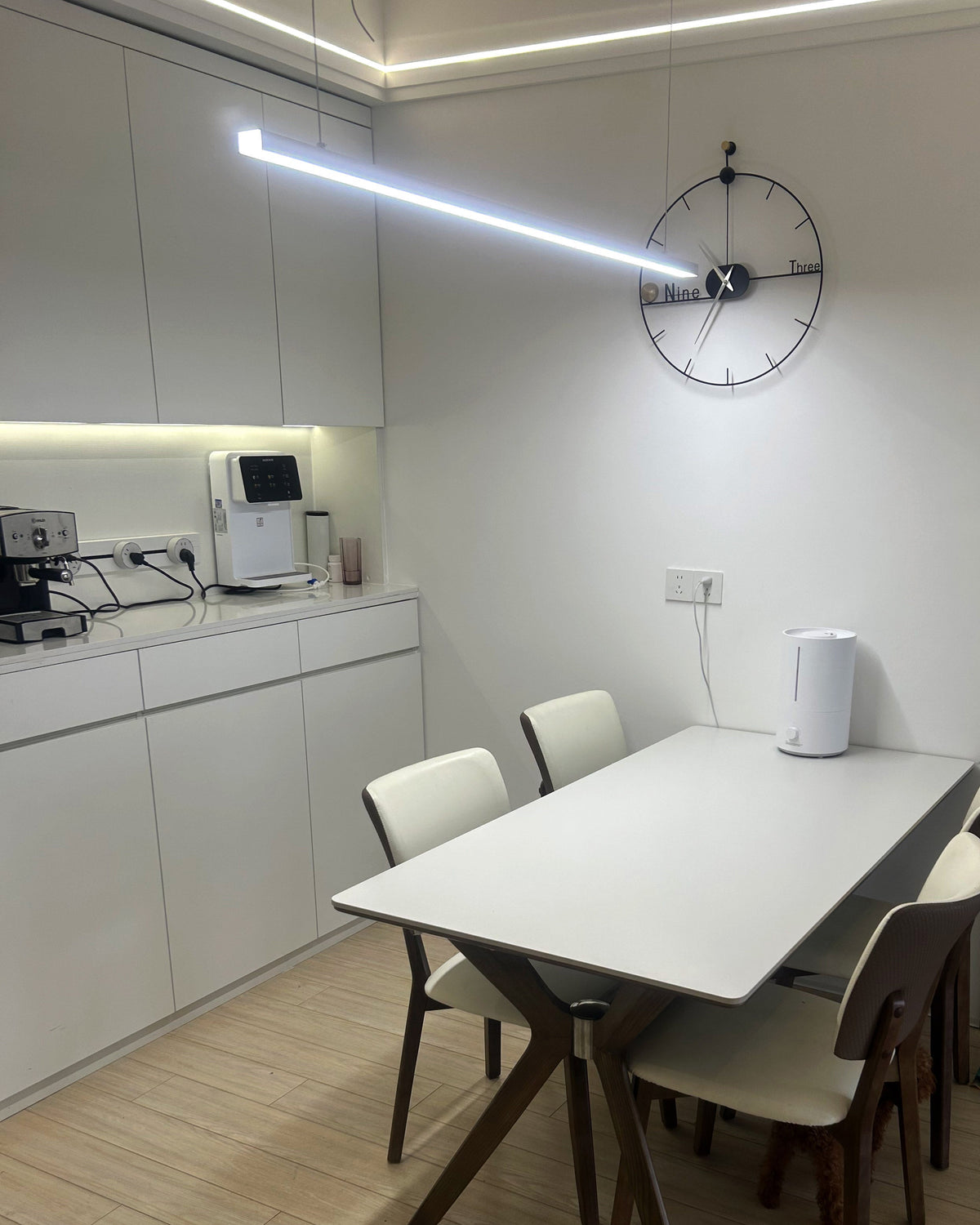 Suspension LED Extra-Longue - Ligne Épurée | Longéa