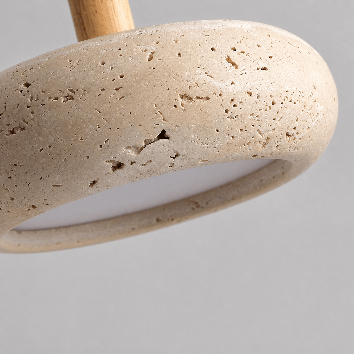 Suspension Travertin - Galet sur Bois | Livéa